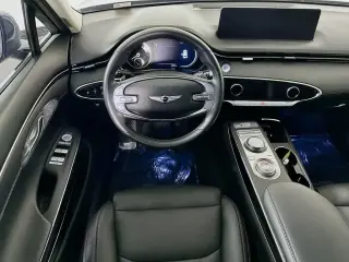 Genesis GV70 2025 AWD 2.5T Standard 4dr SUV