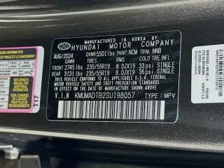 Genesis GV70 2025 AWD 2.5T Standard 4dr SUV