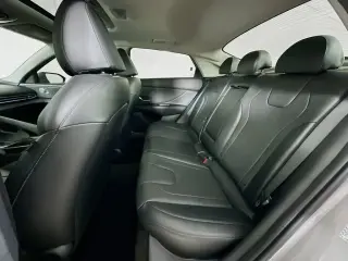 Hyundai ELANTRA 2022 Limited 4dr Sedan