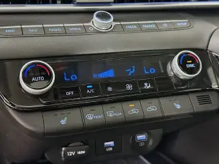 Hyundai ELANTRA 2022 Limited 4dr Sedan