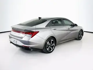 Hyundai ELANTRA 2022 Limited 4dr Sedan