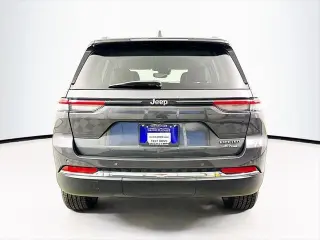 Jeep Grand Cherokee 2022 4x2 Limited 4dr SUV (midyear release)