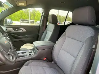 Chevrolet Traverse 2023 4x4 LT Cloth 4dr SUV