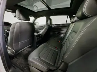 Volkswagen Atlas Cross Sport 2024 AWD SEL R-Line 4Motion 4dr SUV