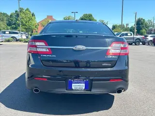 Ford Taurus 2017 Limited 4dr Sedan