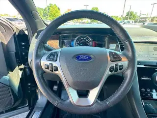 Ford Taurus 2017 Limited 4dr Sedan