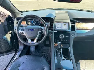 Ford Taurus 2017 Limited 4dr Sedan