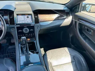 Ford Taurus 2017 Limited 4dr Sedan