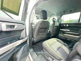 Ford Explorer 2023 AWD XLT 4dr SUV
