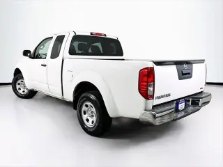 Nissan Frontier 2015 4x2 S 4dr King Cab 6.1 ft. SB Pickup 5M