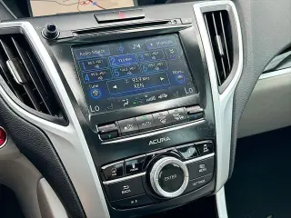Acura TLX 2015 V6 4dr Sedan w/Technology Package