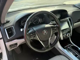 Acura TLX 2015 V6 4dr Sedan w/Technology Package