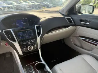 Acura TLX 2015 V6 4dr Sedan w/Technology Package