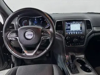 Jeep Grand Cherokee 2018 4x4 Upland 4dr SUV