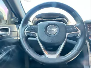 Jeep Grand Cherokee 2018 4x2 Laredo 4dr SUV
