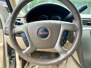 GMC Yukon 2013 4x2 SLE 4dr SUV