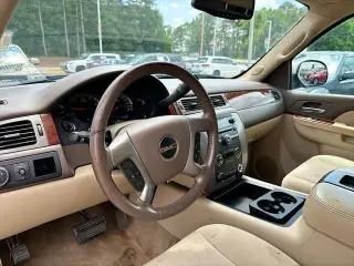 GMC Yukon 2013 4x2 SLE 4dr SUV