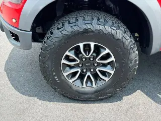 Ford F-150 2014 4x4 SVT Raptor 4dr SuperCrew Styleside 5.5 ft. SB