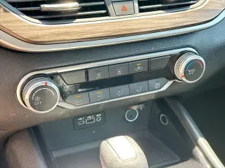 Nissan Altima 2024 2.5 SV 4dr Sedan