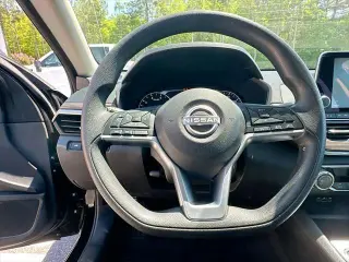 Nissan Altima 2024 2.5 SV 4dr Sedan
