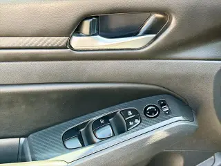 Nissan Altima 2024 2.5 SV 4dr Sedan