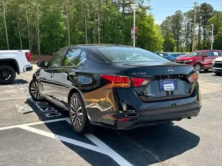 Nissan Altima 2024 2.5 SV 4dr Sedan