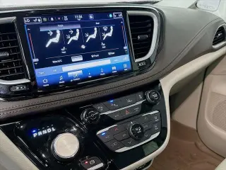 Chrysler Pacifica Hybrid 2021 Touring L 4dr Mini-Van