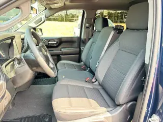 Chevrolet Silverado 1500 2023 4x2 Custom 4dr Crew Cab 5.8 ft. SB