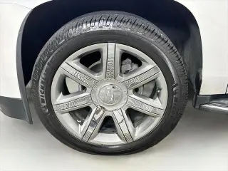 Cadillac Escalade 2018 4x4 Luxury 4dr SUV