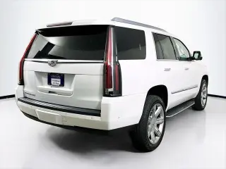 Cadillac Escalade 2018 4x4 Luxury 4dr SUV
