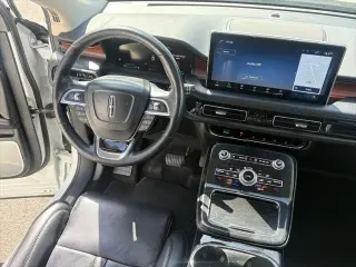 Lincoln Nautilus 2023 AWD Reserve 4dr SUV