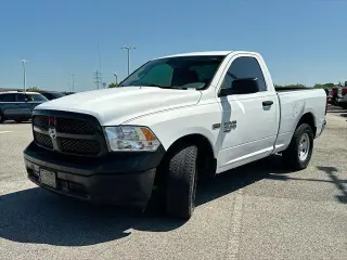 Ram 1500 Classic 2019 4x2 Tradesman 2dr Regular Cab 6.3 ft. SB Pickup