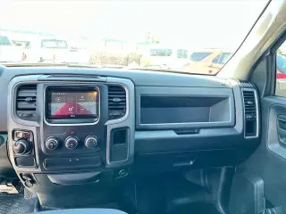 Ram 1500 Classic 2019 4x2 Tradesman 2dr Regular Cab 6.3 ft. SB Pickup