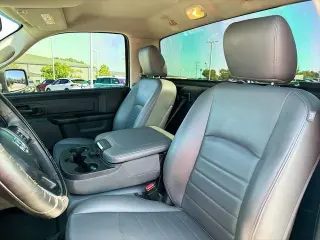 Ram 1500 Classic 2019 4x2 Tradesman 2dr Regular Cab 6.3 ft. SB Pickup