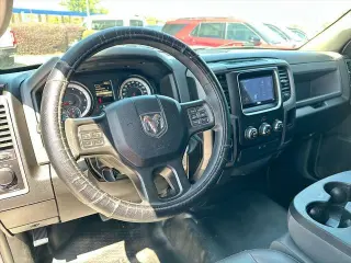 Ram 1500 Classic 2019 4x2 Tradesman 2dr Regular Cab 6.3 ft. SB Pickup