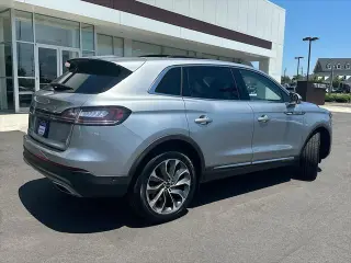 Lincoln Nautilus 2023 AWD Reserve 4dr SUV