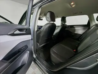 Volkswagen Taos 2023 SE 4dr SUV