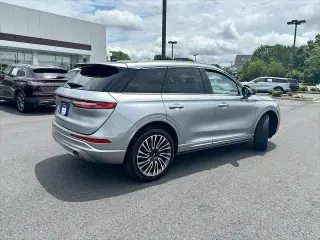Lincoln Corsair 2022 AWD Reserve 4dr SUV