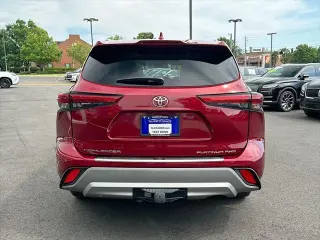 Toyota Highlander 2021 AWD Platinum 4dr SUV