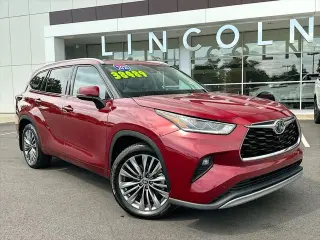 Toyota Highlander 2021 AWD Platinum 4dr SUV