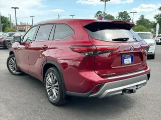 Toyota Highlander 2021 AWD Platinum 4dr SUV