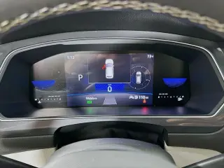 Volkswagen Tiguan 2023 SE R-Line Black 4dr SUV