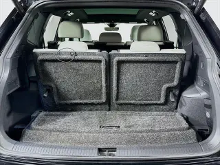 Volkswagen Tiguan 2023 SE R-Line Black 4dr SUV