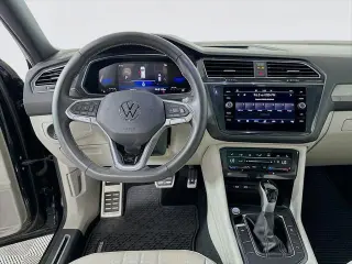 Volkswagen Tiguan 2023 SE R-Line Black 4dr SUV