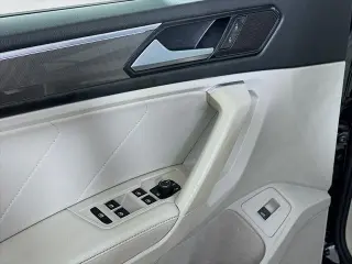 Volkswagen Tiguan 2023 SE R-Line Black 4dr SUV