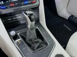 Volkswagen Tiguan 2023 SE R-Line Black 4dr SUV