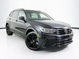 Volkswagen Tiguan 2023 SE R-Line Black 4dr SUV