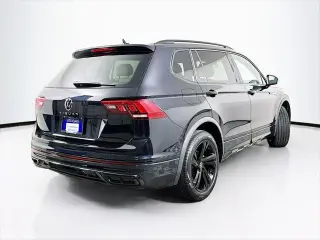 Volkswagen Tiguan 2023 SE R-Line Black 4dr SUV