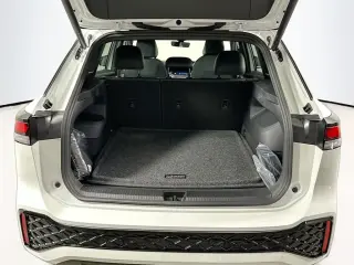 Volkswagen Tiguan 2025 SE R-Line Black 4dr SUV