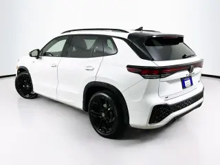 Volkswagen Tiguan 2025 SE R-Line Black 4dr SUV